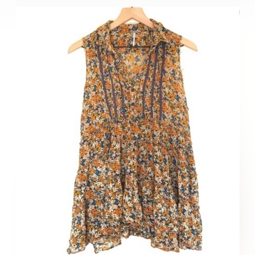 Free People After Dark "Garden" floral tunic top w/ buttons in great condition - Picture 2 of 11